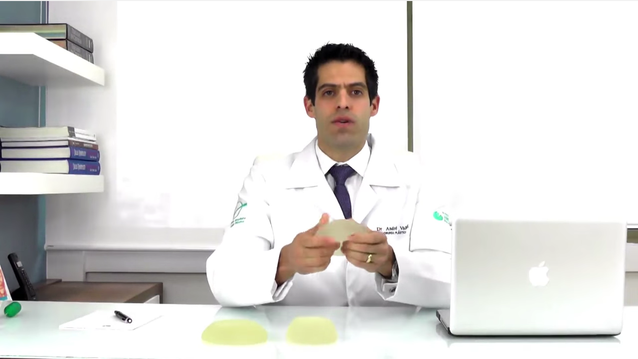 Implante de Silicone nos Seios – Prótese Mamária – Mamoplastia em Porto Alegre – Dr. André Valiati